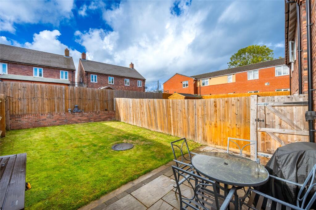 House in Telford - View 4