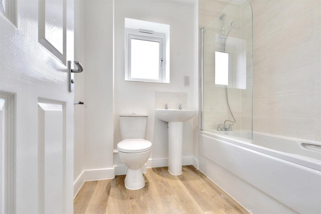 House in Nottingham, Long Eaton - View 4