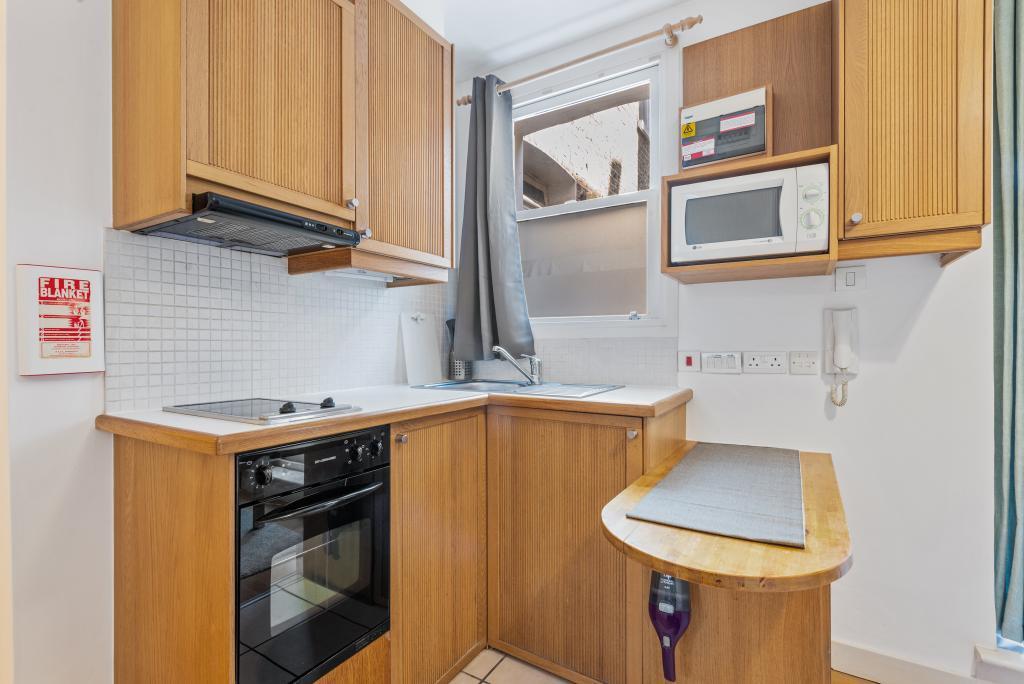 Studio flat for rent