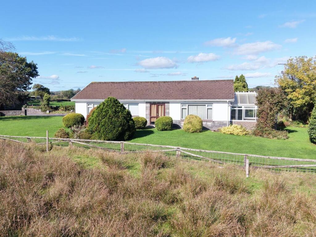 Main image of property: Llanddarog, Carmarthen, SA32