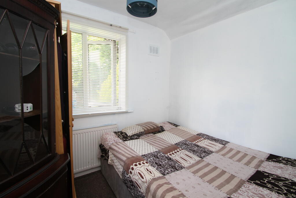 Crawford Avenue, Lanesfield, Wolverhampton, WV4 6PL - More