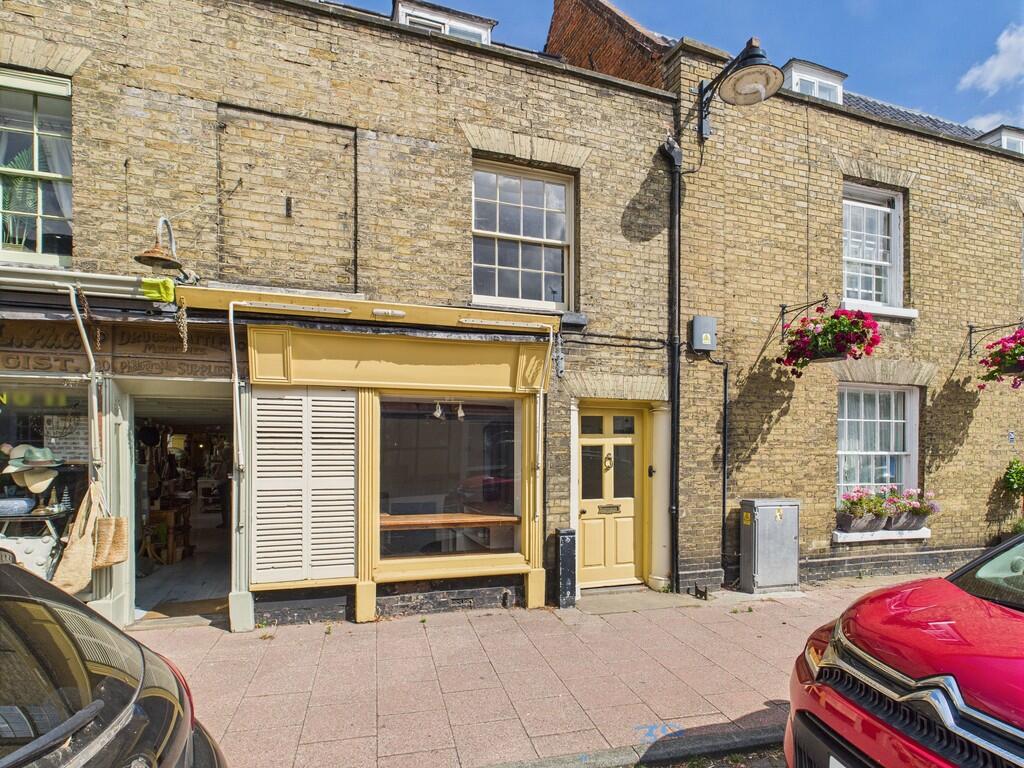 3-bed terraced on Earsham Street, Bungay, £180,000