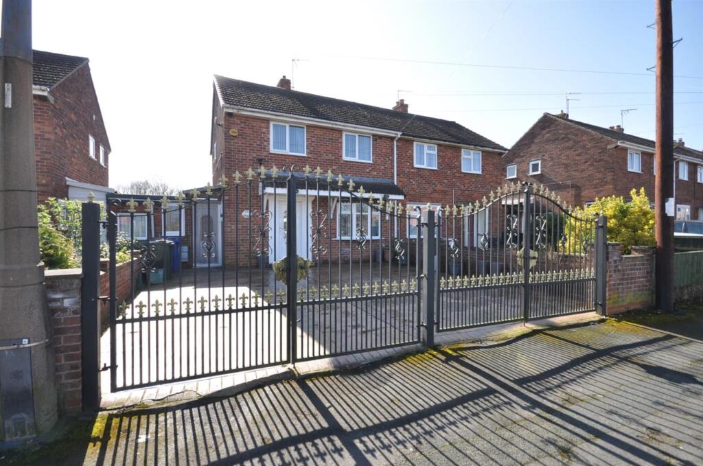 Main image of property: Southfield Road, Thorne, Doncaster, DN8
