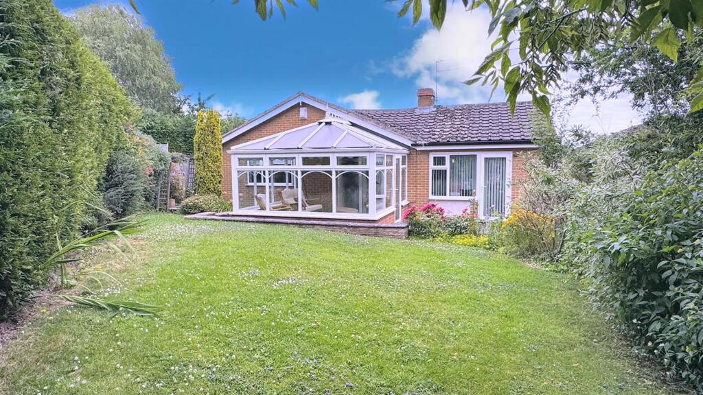 St. Nicholas Close, Allestree, Derby photo 2