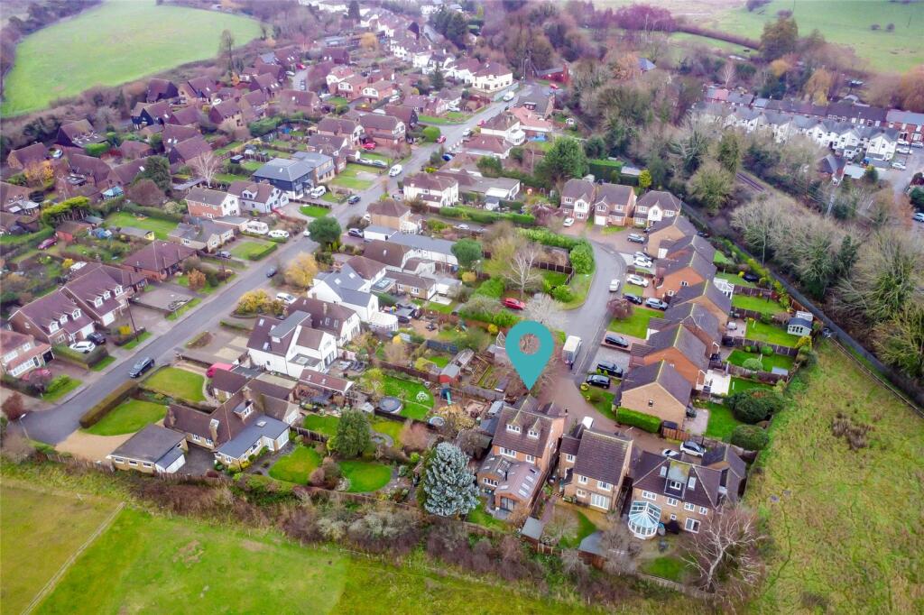 Additional image 14 of Magnolia Close, Park Street, St. Albans, Hertfordshire, AL2