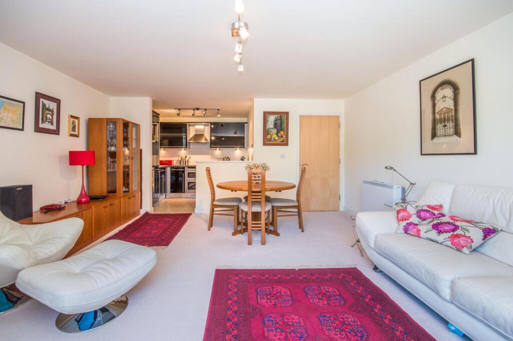 Apartment in Norwich - View 4