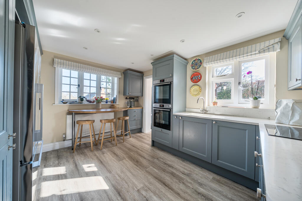 House in Tonbridge - More