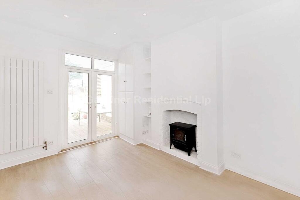 House in London, Perivale - View 3