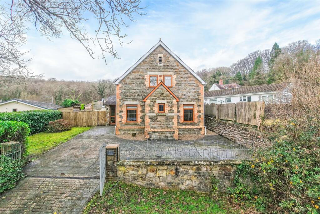 4-bed detached on The Old Chapel, Coytrahen, Bridgend County Borough, CF31 0EB, £399,950