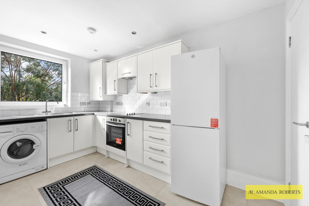 Apartment in London - More