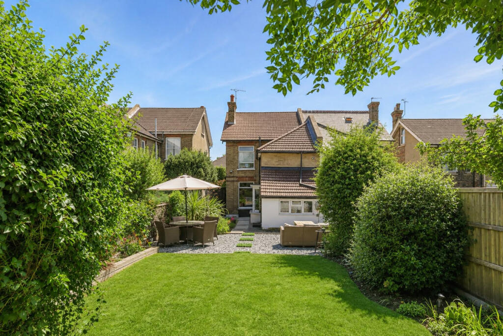 Main image of property: Old Road West, Gravesend, DA11