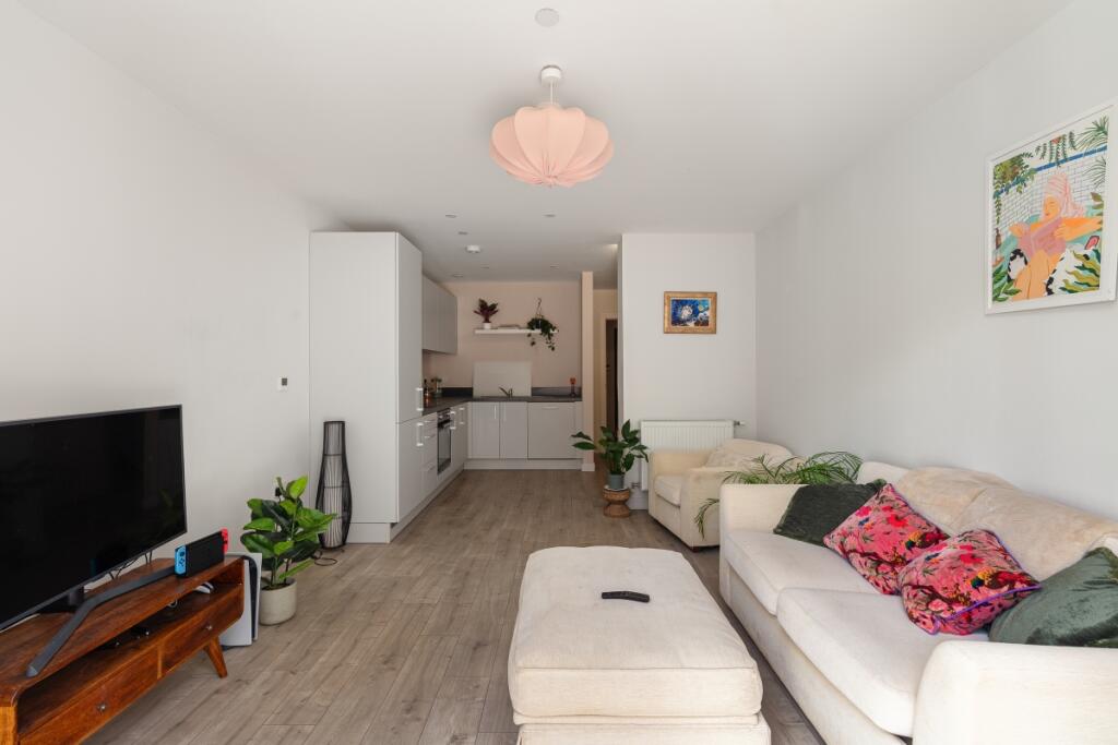 Apartment in London - View 3