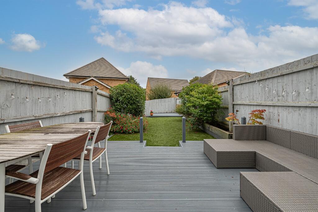 Summers Hill Drive, Papworth Everard, Cambridge photo 4
