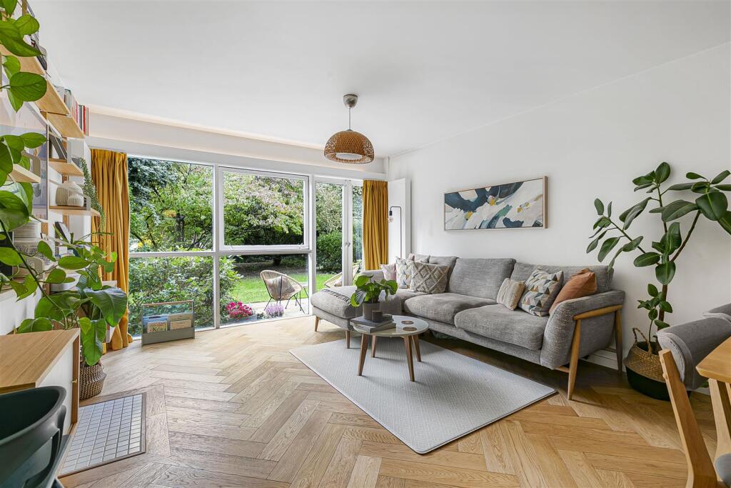 Apartment in London - View 2