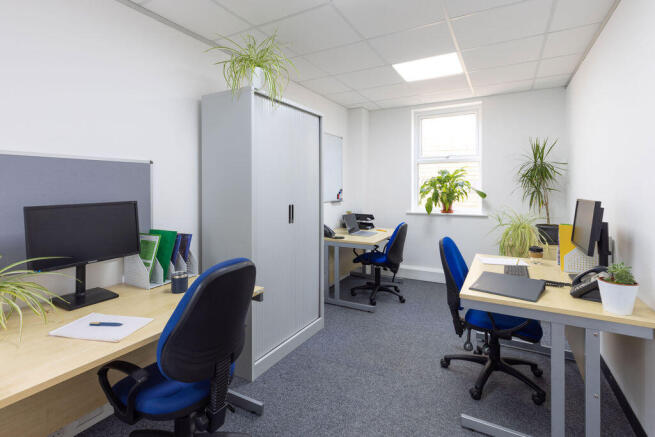 3 Person Office To Rent In Hitchin