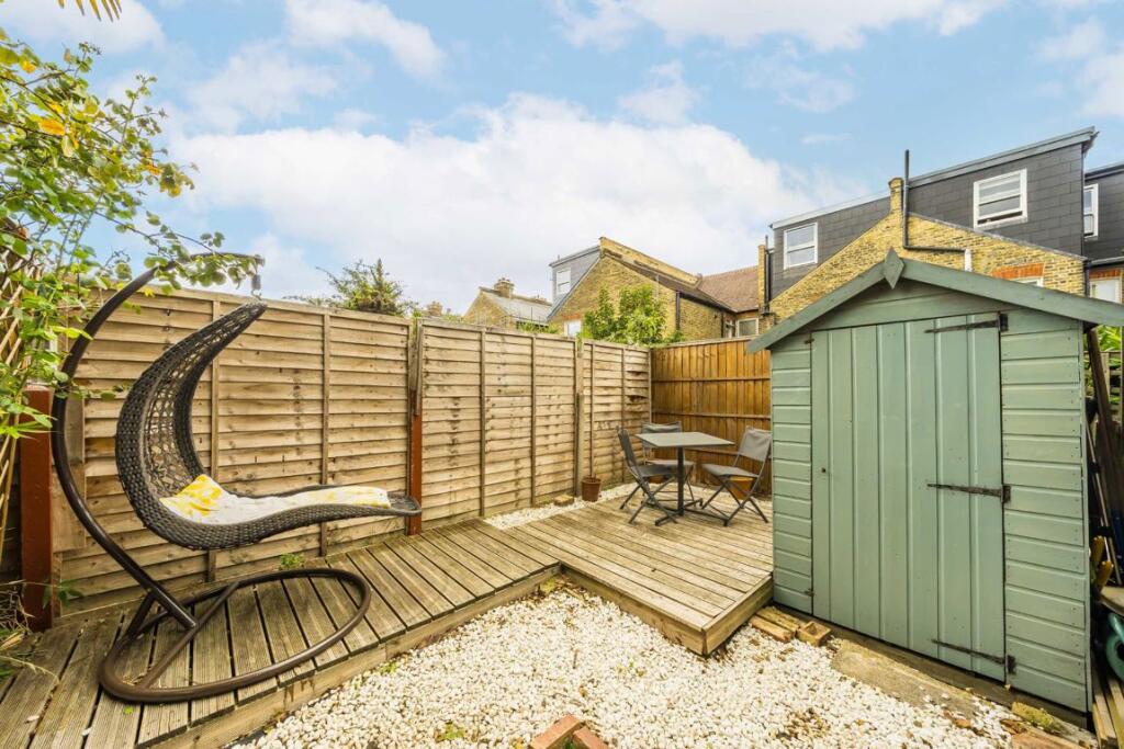 House in London, Upper Tooting, Furzedown - View 5