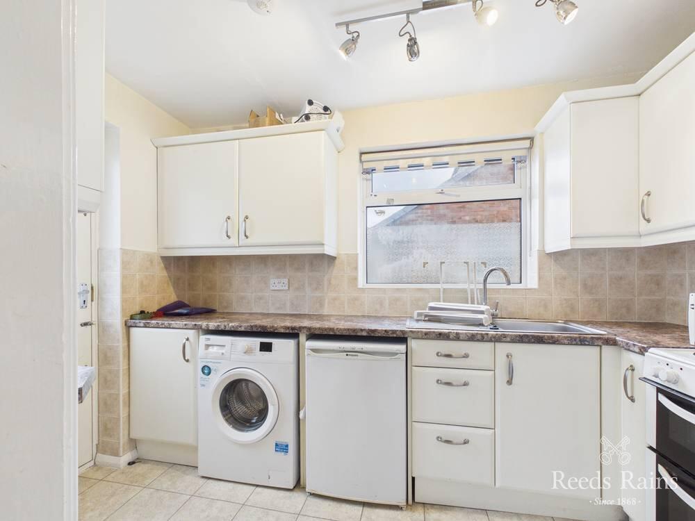 Rainton Avenue, Middlesbrough, North Yorkshire, TS5 photo 3