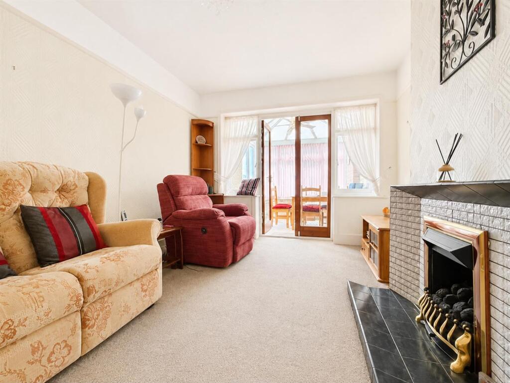 House in Fareham, Hampshire - View 5