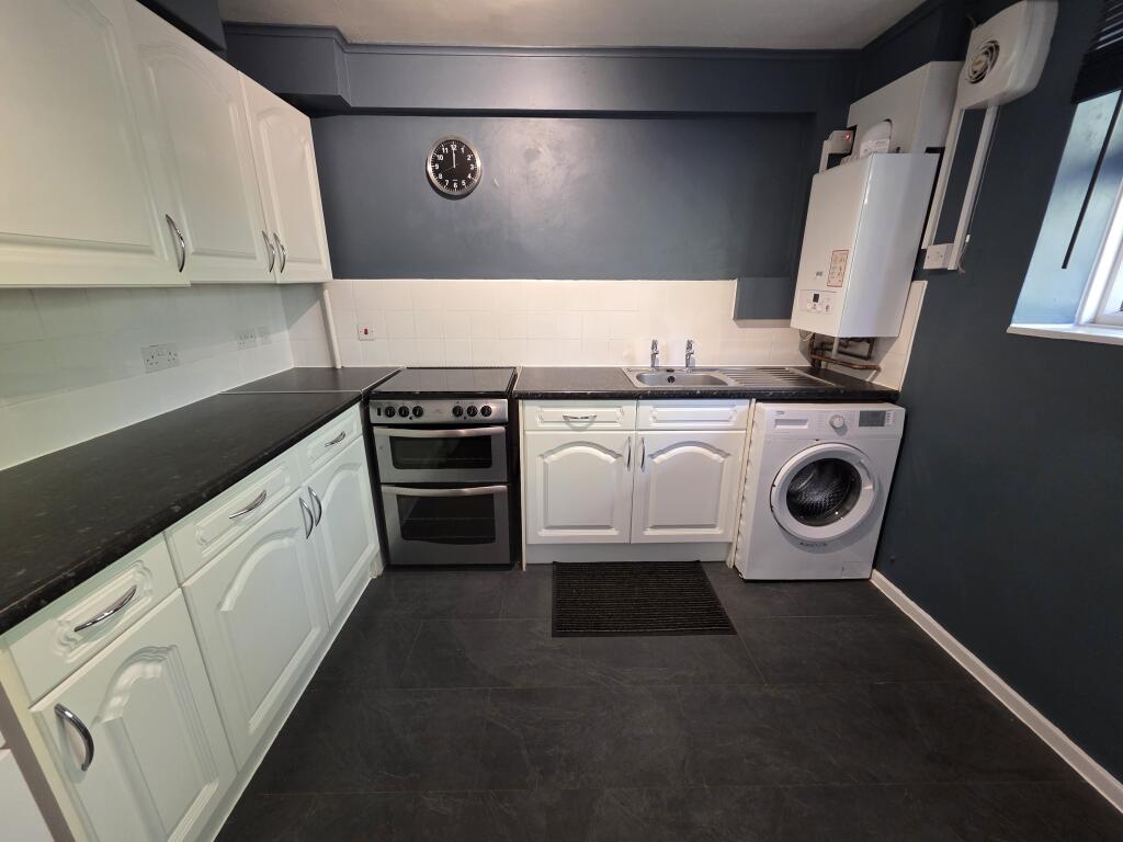 Apartment in Welwyn Garden City, Haldens - More