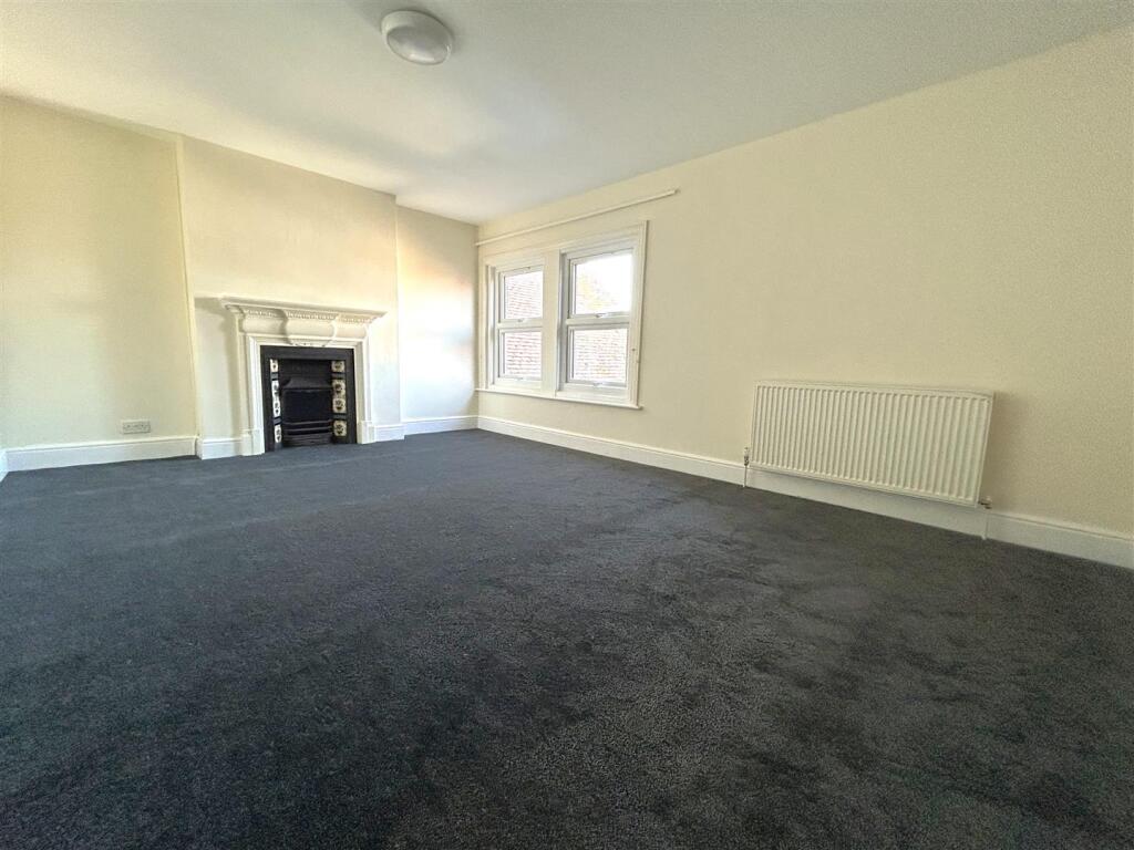 South Terrace, Littlehampton photo 5