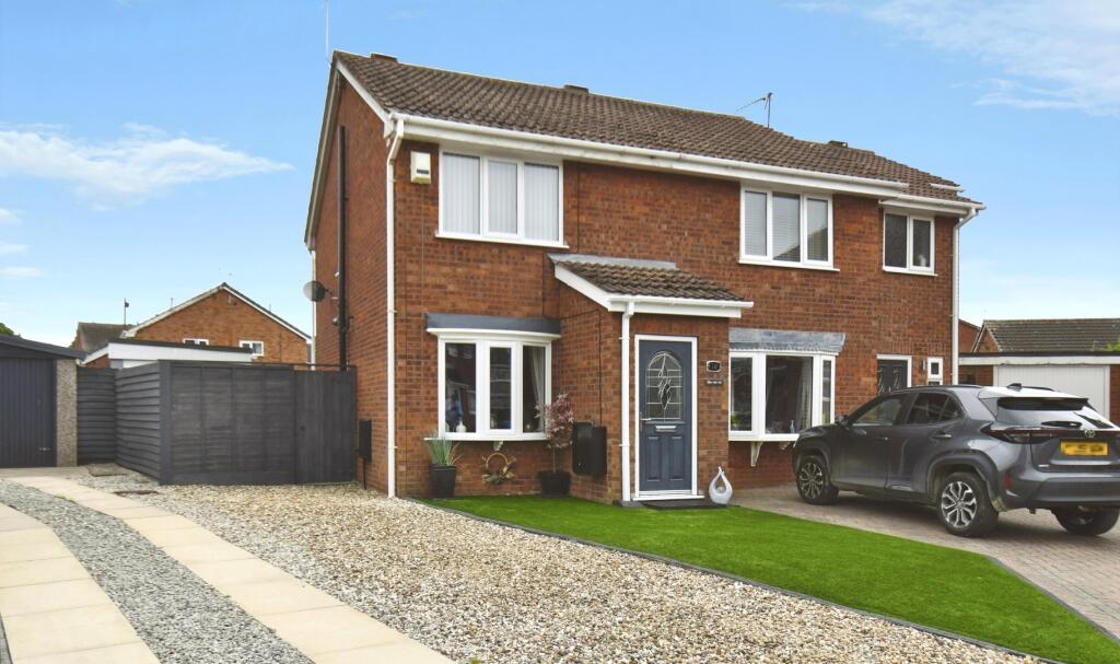 Main image of property: Cloverbank View, Hull