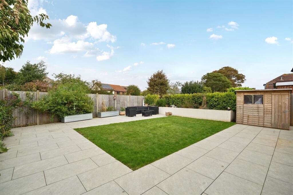 House in Fareham, Stubbington - View 3