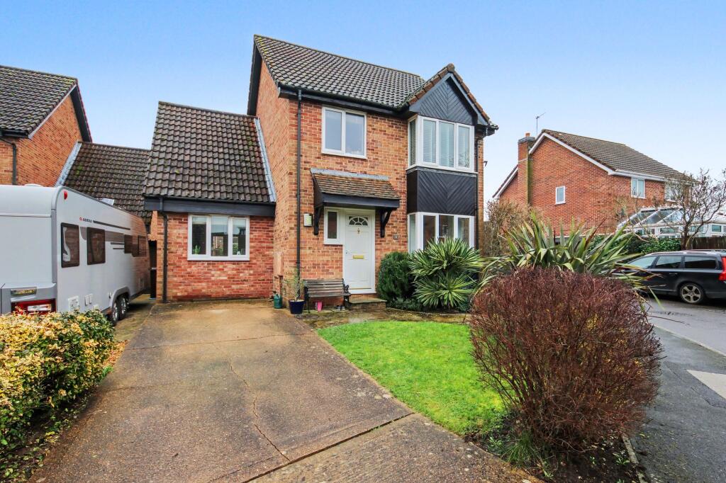 Main image of property: Merlin Close, Bishops Waltham, SO32