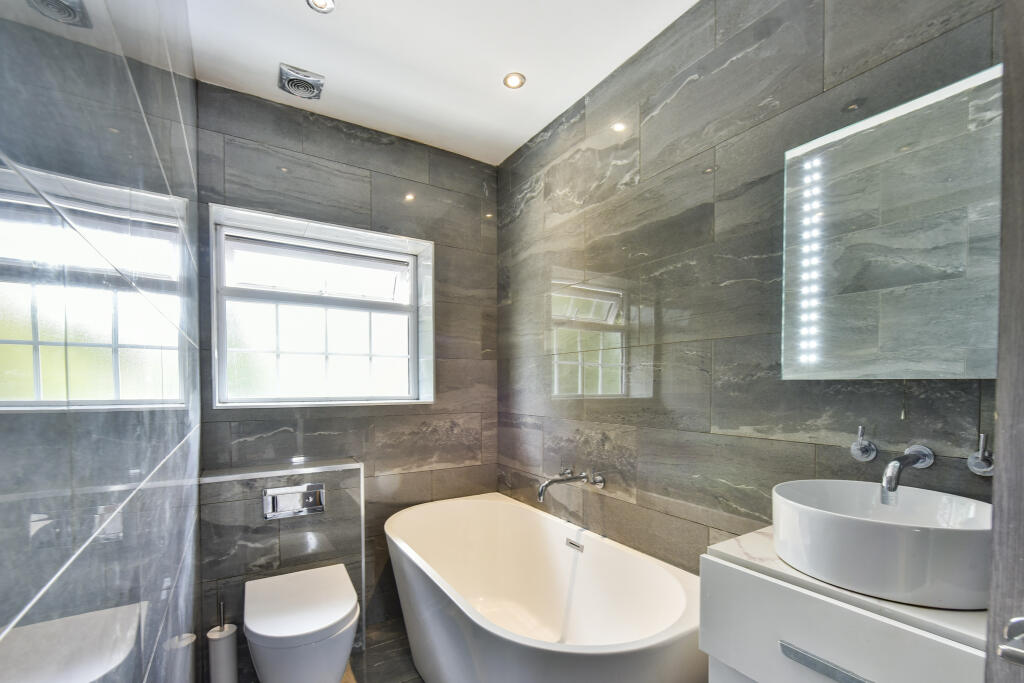 House in Sheffield - View 3