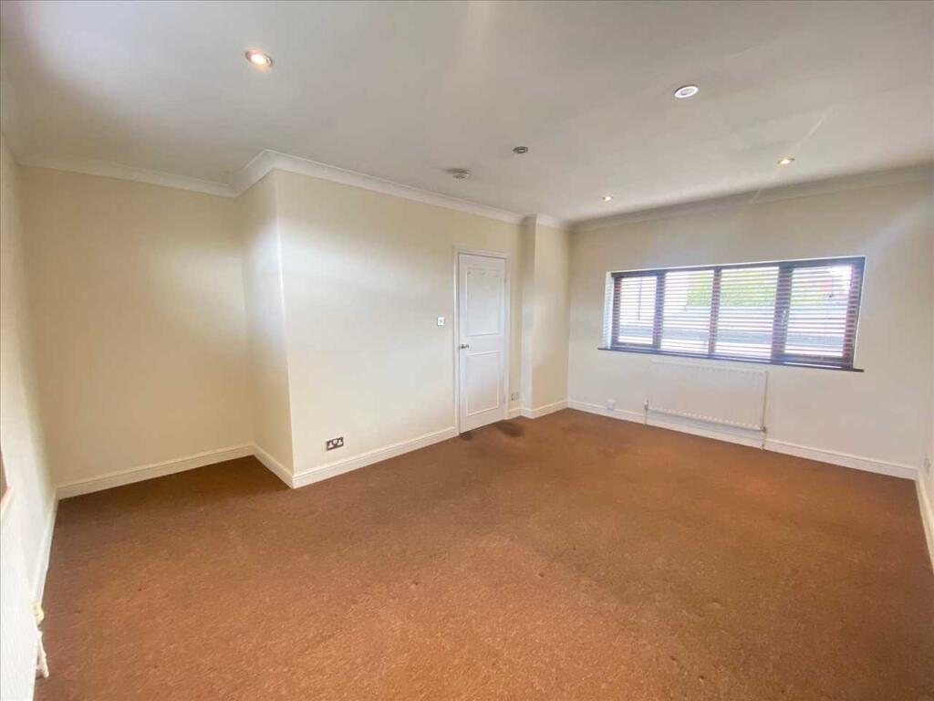 House in London - View 5