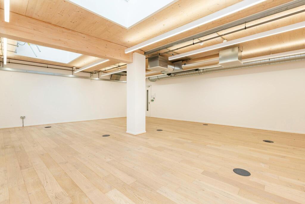The Green House 4.jpg