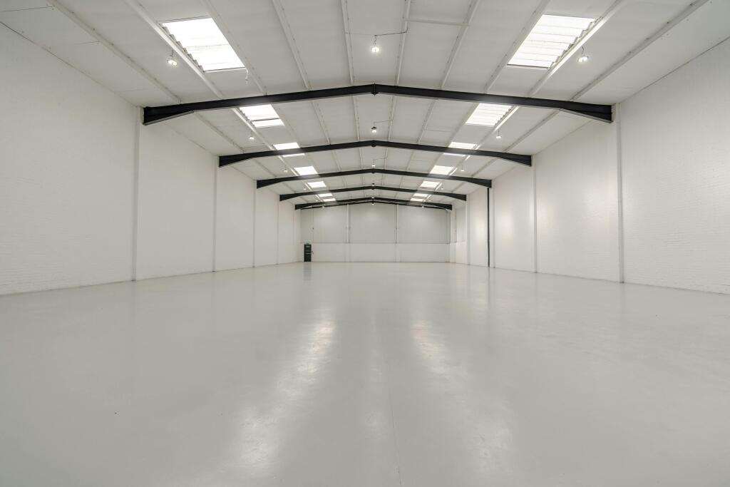 8688663-interior16-800.jpg