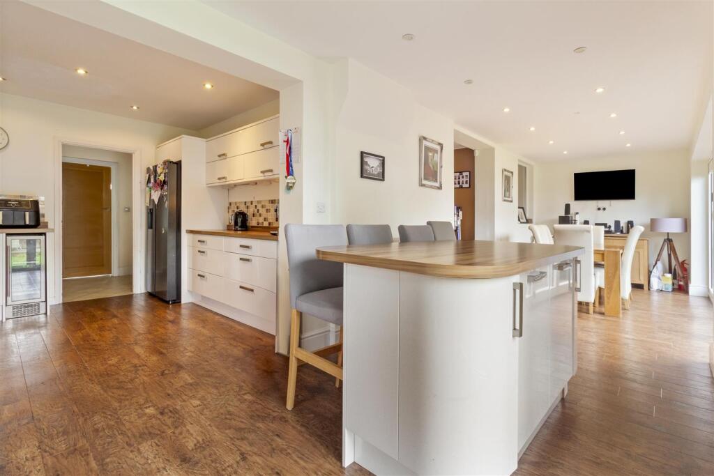 Drummond Road, Goring-By-Sea, Worthing - View 3