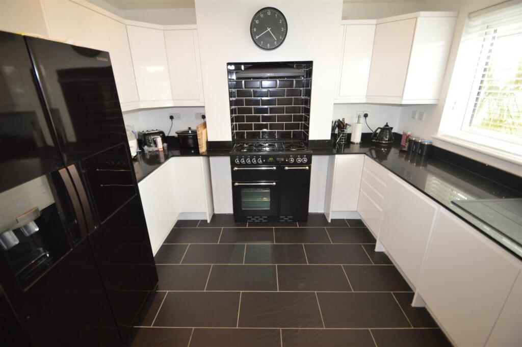 Main image of property: Cherrydown Avenue, London, E4