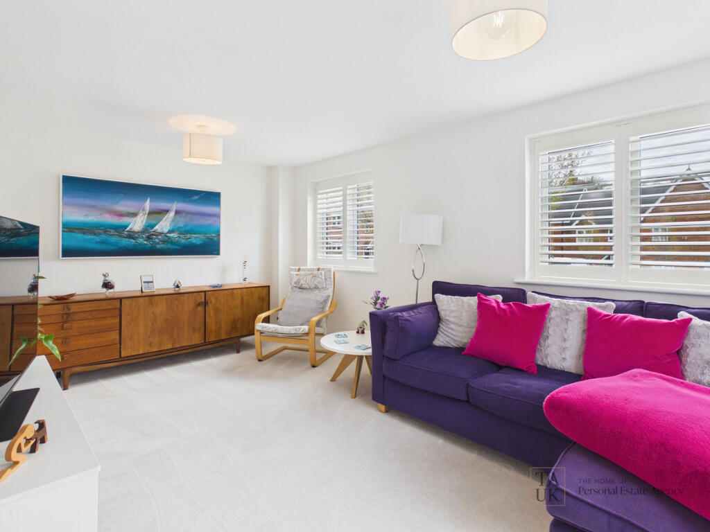 House in Portsmouth - View 5