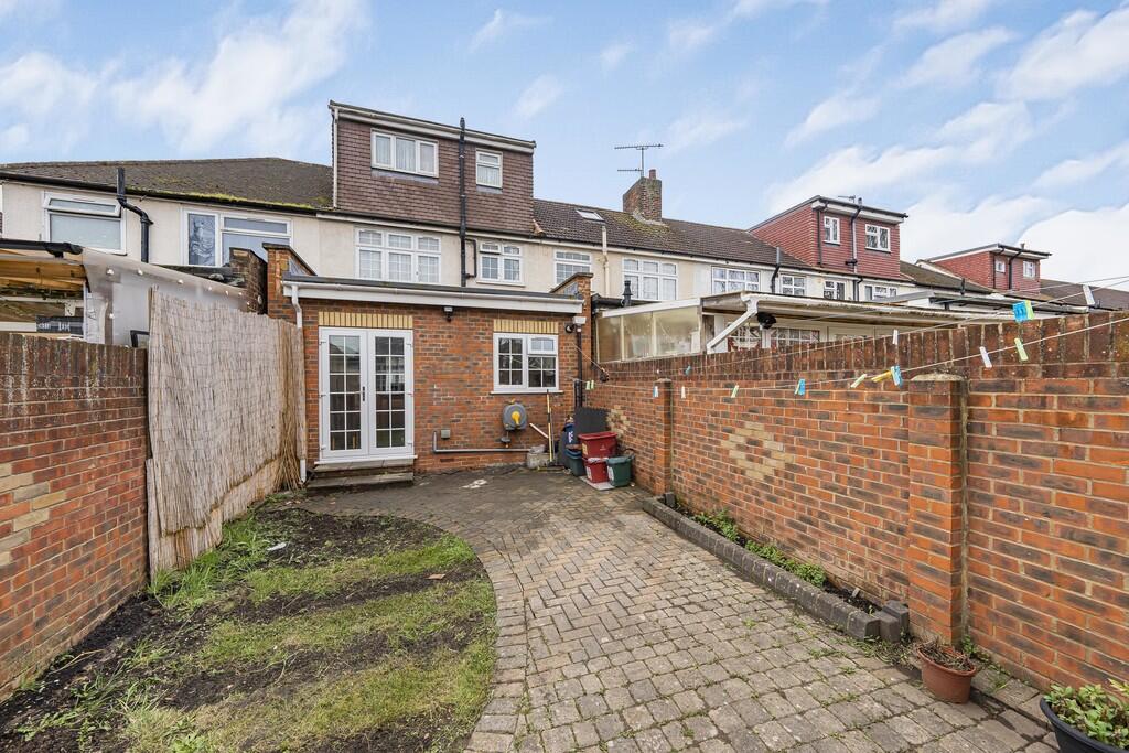 Wentworth Road, Southall photo 4