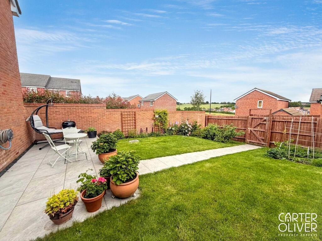 Main image of property: Lantern Yard, Nuneaton, CV10