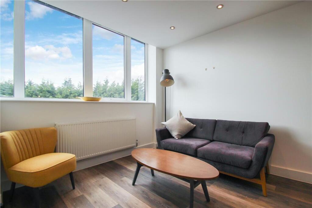 Apartment in Warrington - View 2