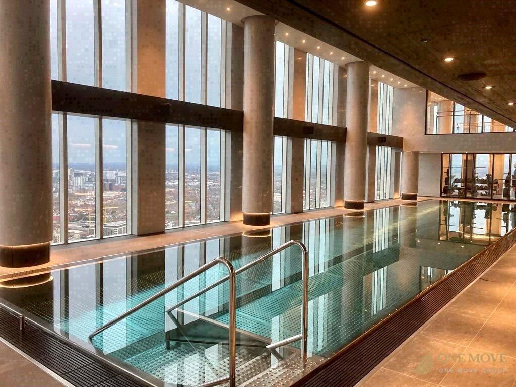 Apartment in Manchester, City Centre - View 3