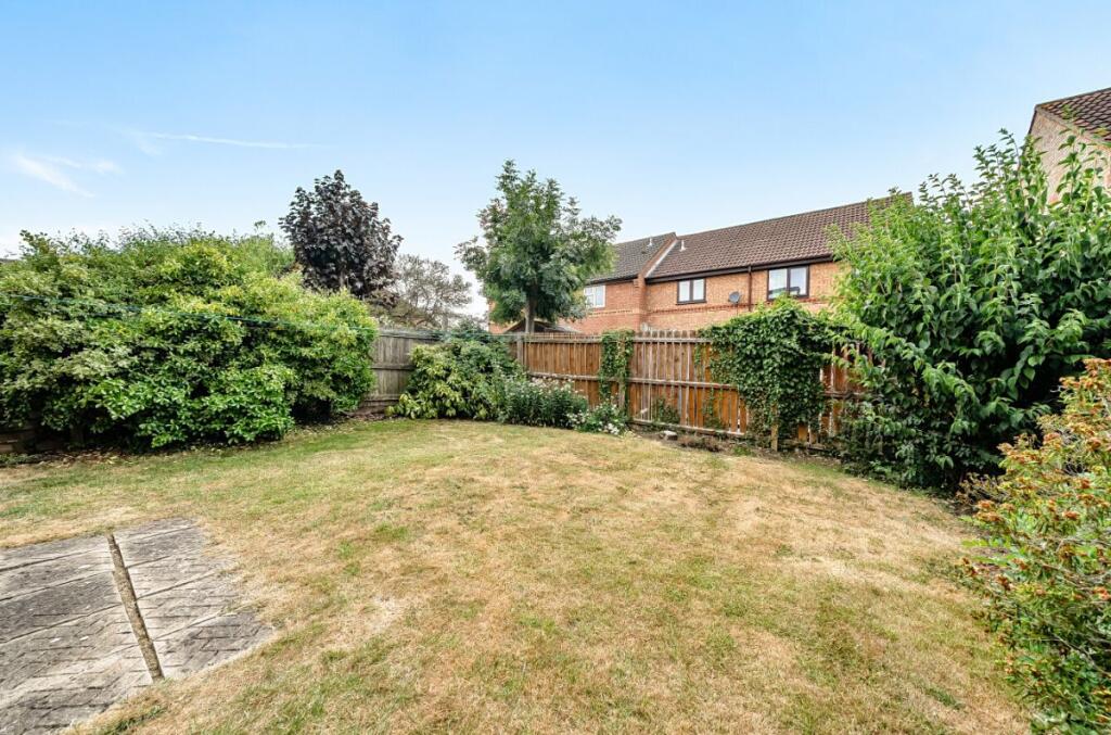 House in Wootton, Little Wootton - View 4