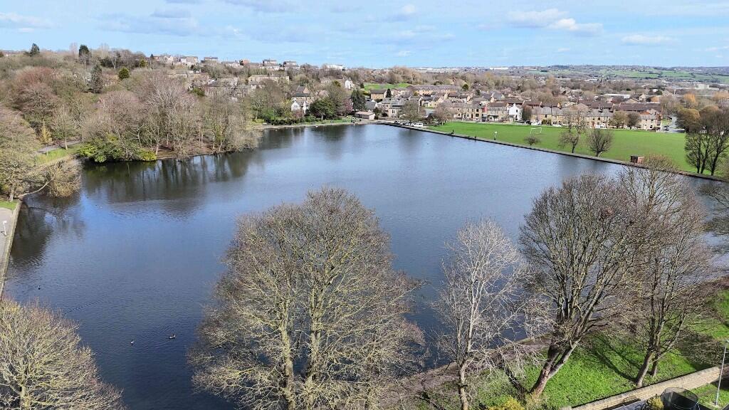 Additional image 3 of 6 Cemetery Road, Low Moor, BD12 0ER
