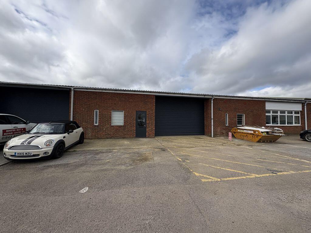 Main image of property: MODERN INDUSTRIAL/TRADE COUNTER UNIT TO BE LET ON ESTABLISHED ESTATE