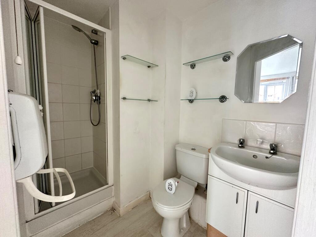 Apartment in Sandwell, Horseley Heath - More