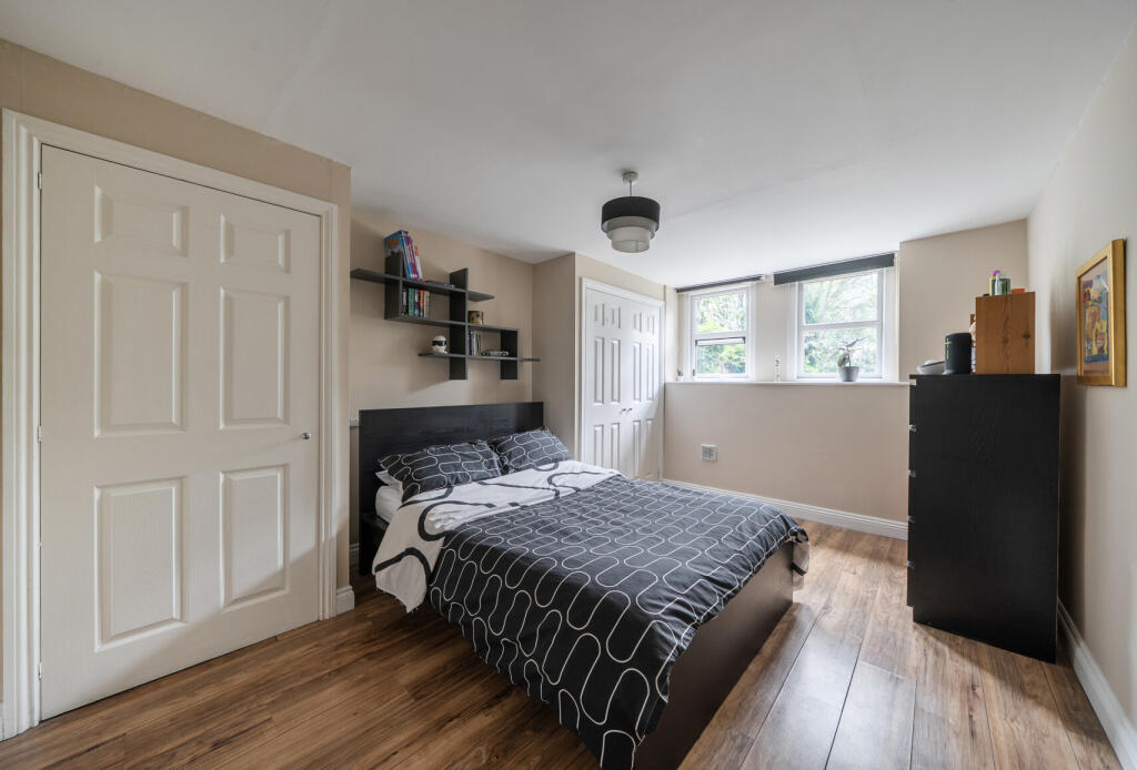 Apartment in Radstock, Bath and North East Somerset - View 4