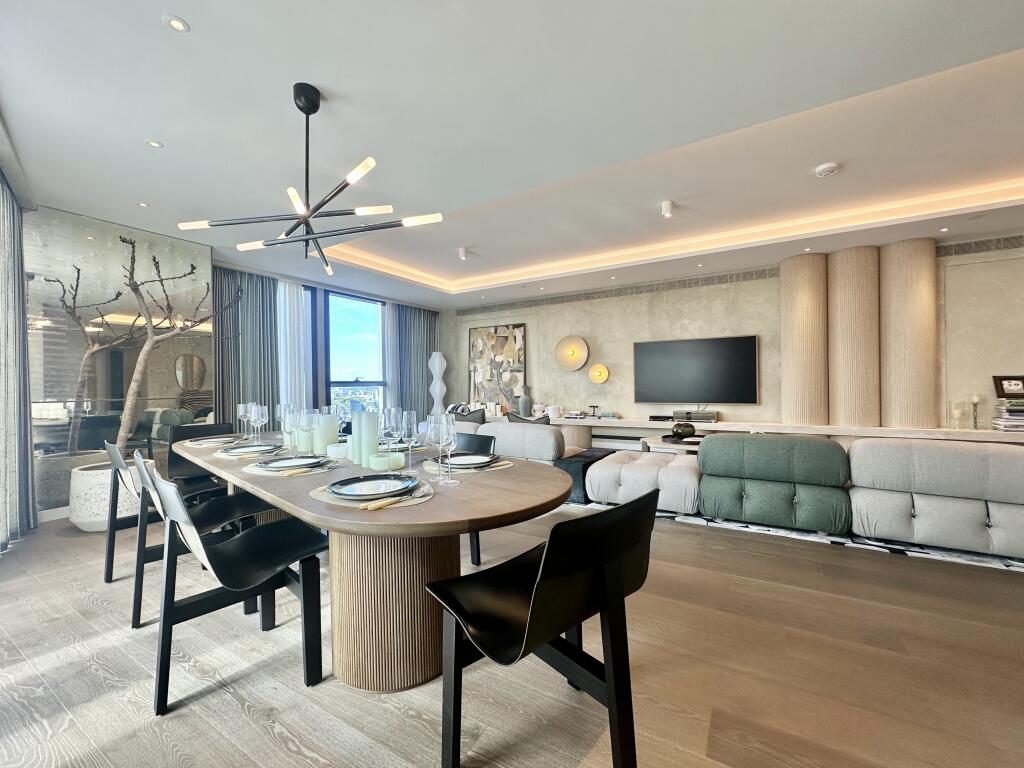 Apartment in London - View 3