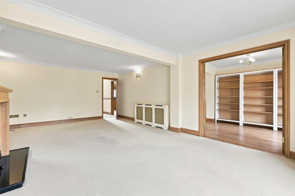 House in Basildon, Billericay - View 4