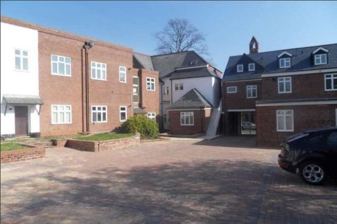 Apartment in Birmingham, Bournbrook - View 5