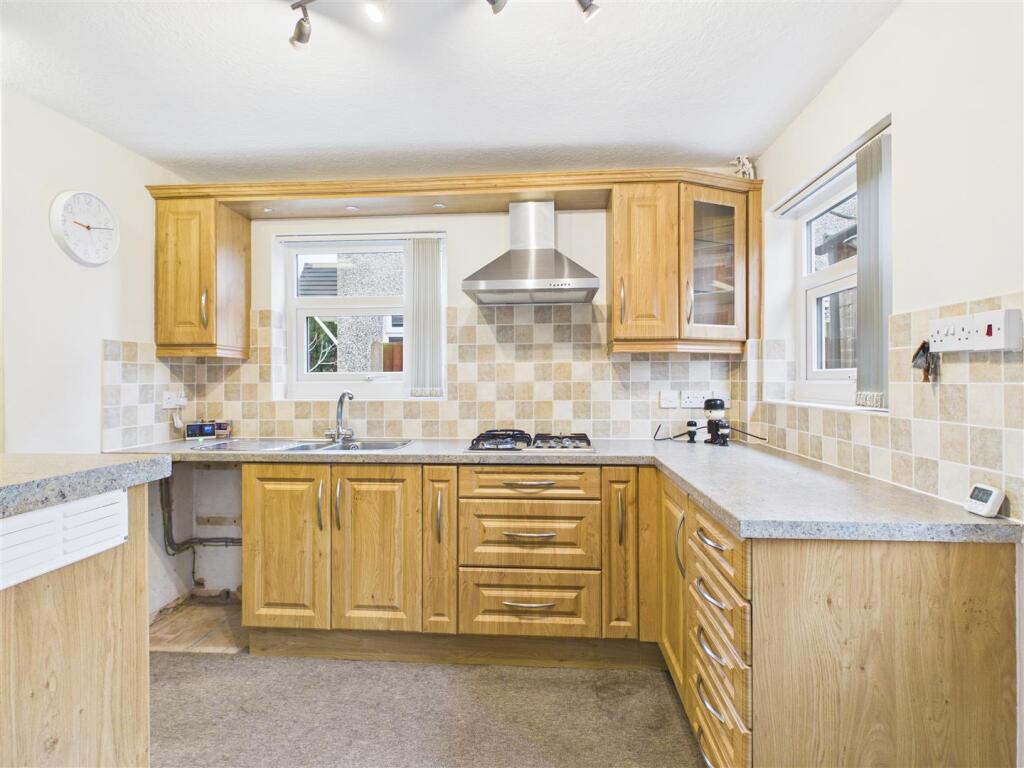 Moira Dale, Castle Donington, Derby photo 4