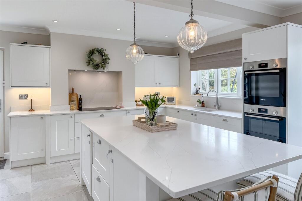 Additional image 14 of Lower Luton Road, Wheathampstead, Hertfordshire, AL4