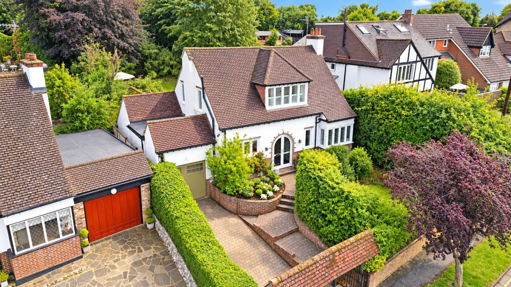 Main image of property: Lackford Road, Chipstead, Coulsdon