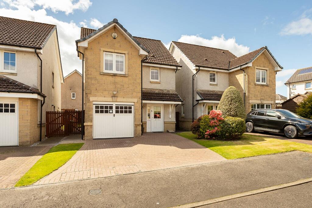 Main image of property: 6 Gillespie Grove, Kirkcaldy, KY2 6ZU